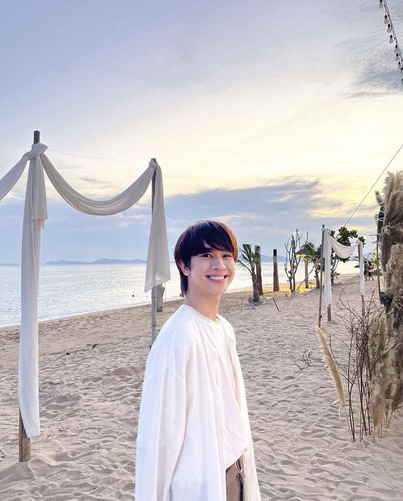 FCutepie's tweet photo. His soft and gentle eyes for him
#เจ้าแก้มก้อน #fluke_natouch
#โอห์มไง #OhmThitiwat
#OhmFluke #โอห์มฟลุ้ค
#OFbyOF https://t.co/QD4C20IwvJ