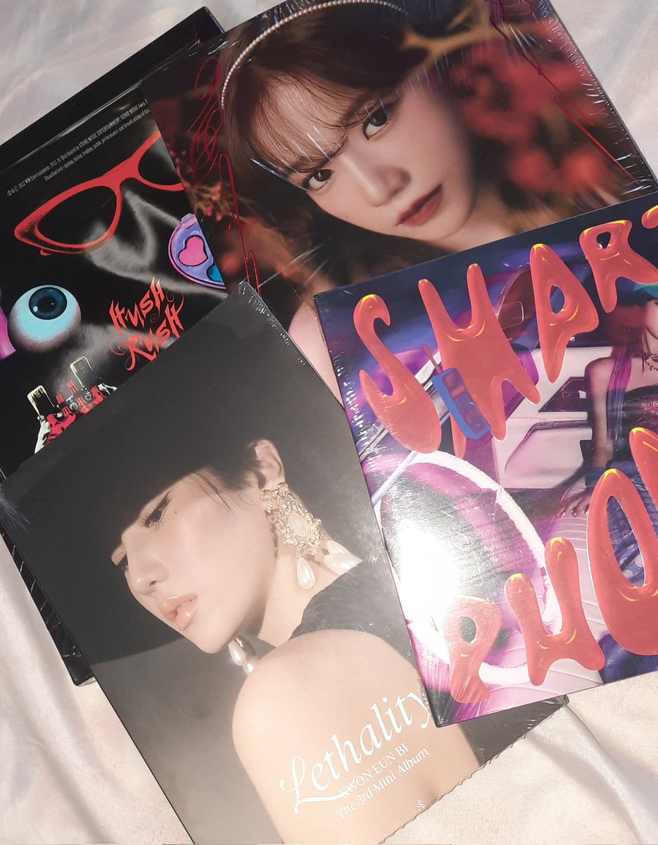 ssamuchelle's tweet photo. 📬 #ssamuchellemail

hiii! lee chaeyeon hush rush, jo yuri op 22 y-waltz in minor, kwon eunbi lethality, and yena smartphone safely arrived po! THANK YOU SO MUCCCCH <3333333

@SHOPDELLEPH #DelleFeedbacks https://t.co/SvI5lToCld