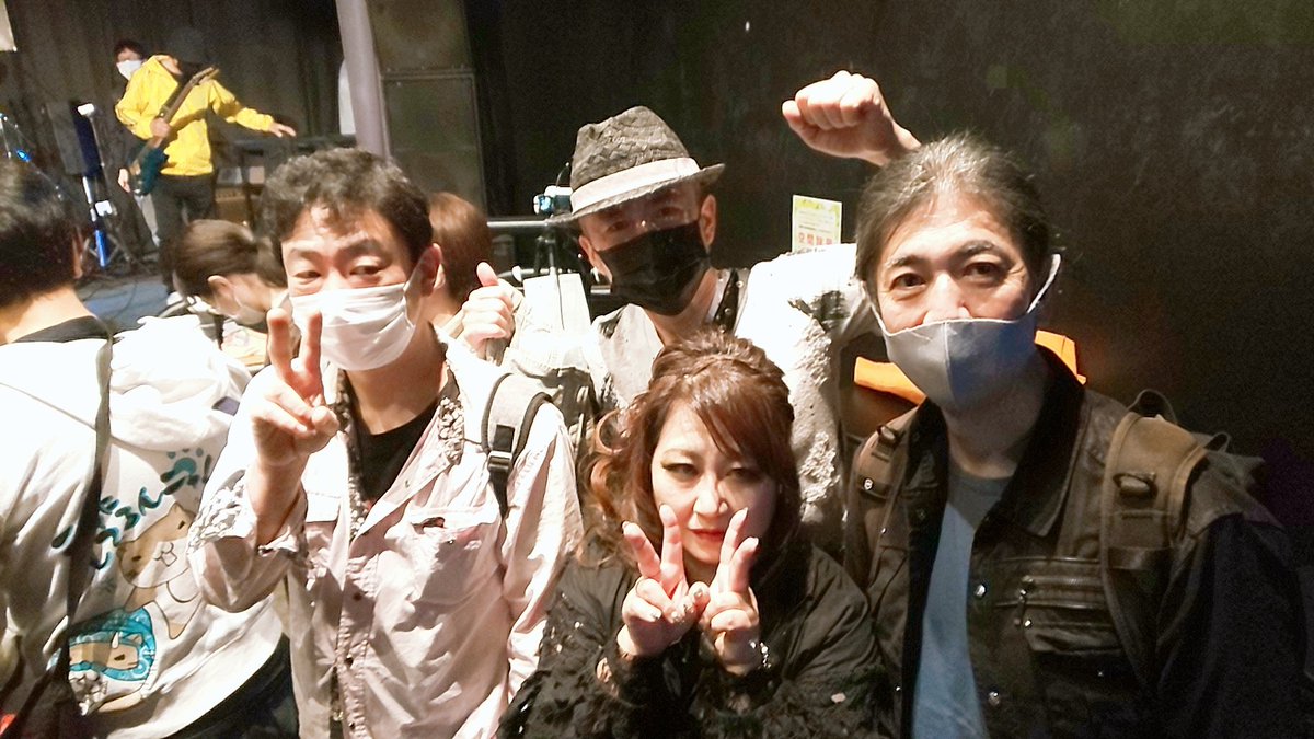 _StillRocks_'s tweet photo. 昨日はStill Rocks
小岩で演奏してきました。

ご来場頂いた方、
配信をご覧頂いた方、
投票頂いた方、
心より御礼申し上げます🤗

走り始めたばかりですので、
これから益々突っ走ります！
どうぞ応援よろしくお願いします✨

動画は改めて💦 https://t.co/jlfbrp8bHh