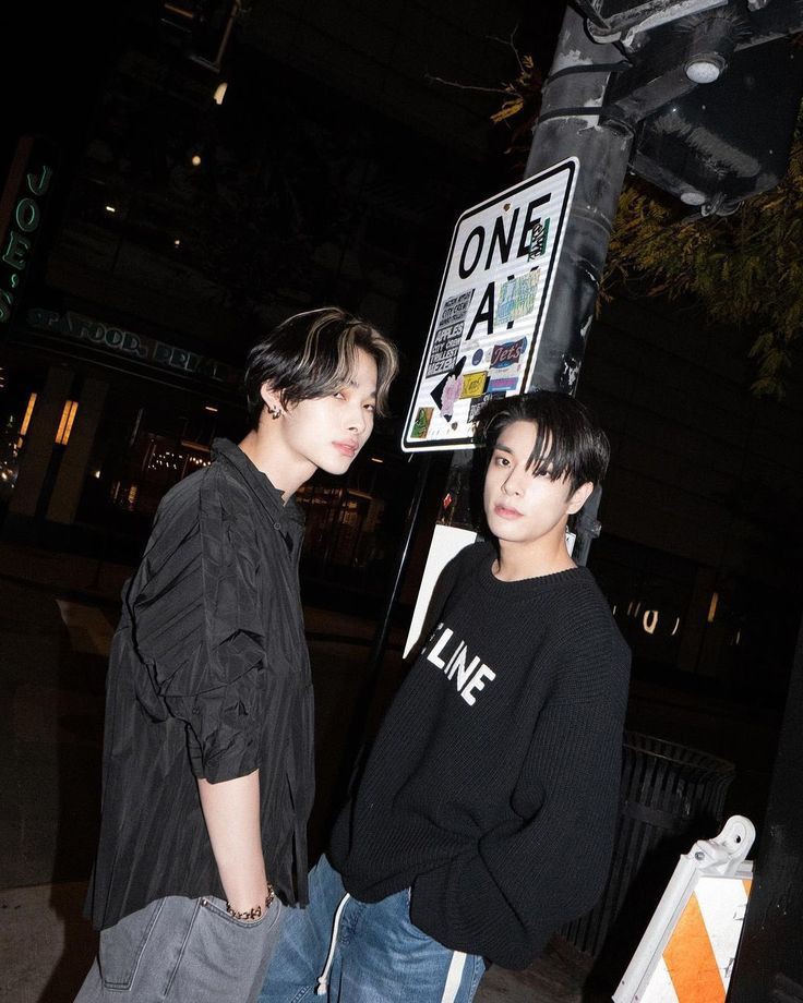 no context yunki (@nocontextynk) on Twitter photo 