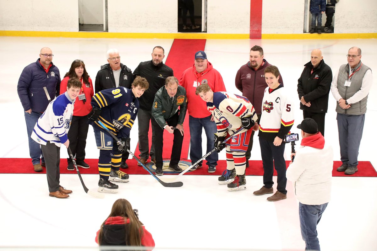 OwenRigg's tweet photo. Always an honour to act as RIC for the @OHFHockey U18A Championships in South Porcupine Ontario. #home #ohfs #sopo https://t.co/SjGbTiu2Iu