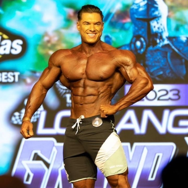 MarombaNeews's tweet photo. 💪🏼: É Campeão🇧🇷!!!

• Caike ficou com o título do Los Angeles Grand Prix e consegui sua vaga para o @MrOlympiaLLC 

#caikepro #champs #marombanews https://t.co/nuzsEXKtYV
