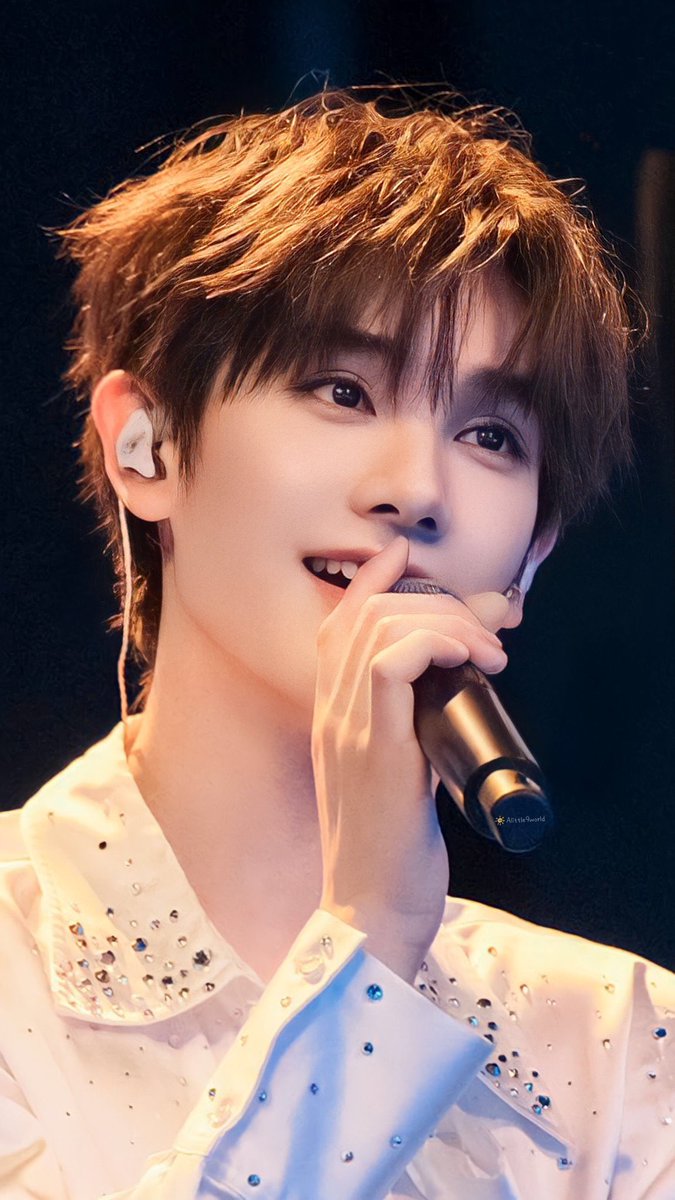 mommemom1's tweet photo. 🥺จบไปแล้ว คอนจบการศึกษา ของ into1 ไม่อยากจะบอกเมื่อคืน นั่งไถ่ทวิตไป อ่านและฟัง ที่เด็กๆทั้ง 11 คน พูดถึงกัน น้ำตาใหลแบบ แม่รู้สึกเค้ารักกันมากเนาะ นายบอก เรารักกันมากนะเพื่อน ทั้ง11 คน รักเพื่อนแหละ ดูออก 555555แม่ร้องให้ ลูกบอก เธอ วงชั้นนะ ไม่ใช่วงเธอ 55555เออ แม่ลืมตัว5555 https://t.co/h8qBIe3qef