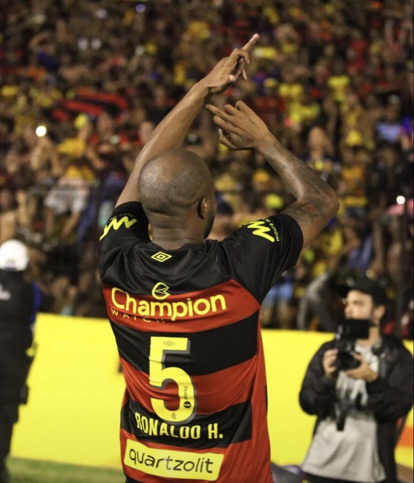É CAMPEÃO! 🏆

Não tem mais graça conquistar Pernambucano, já é o nosso 43º.

Ainda assim, parabéns aos jogadores e comissão técnica.

Torcida Jovem do Sport 
Com o Sport pro que der e vier.