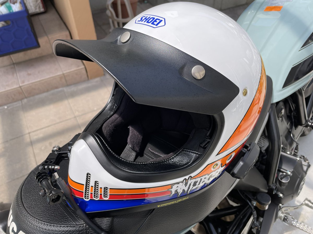 wing_n283's tweet photo. 水なし洗車派なので、推してるのはplexus!
remusマフラーの金属部もカーボン部もok！ヘルメットも
#plexus #remus #exzero https://t.co/GGM543VLsy