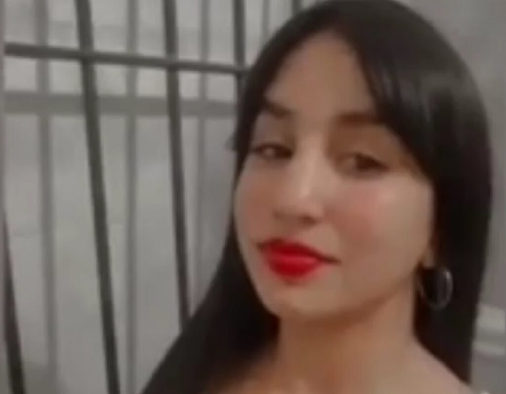 desaparecidaorg's tweet photo. Estamos muy preocupadas por la desaparición de Brisa😥😥. Creemos que está en grave riesgo de quer le suceda algo muy malo😔😥😥. Hace meses q compartimos su búsqueda, Brisa Carolina Del Pino tiene 15 años, falta desde el 2/12/2022 en Villa Luzuriaga, La Matanza, Buenos Aires

+ https://t.co/hVuGrvL3B7