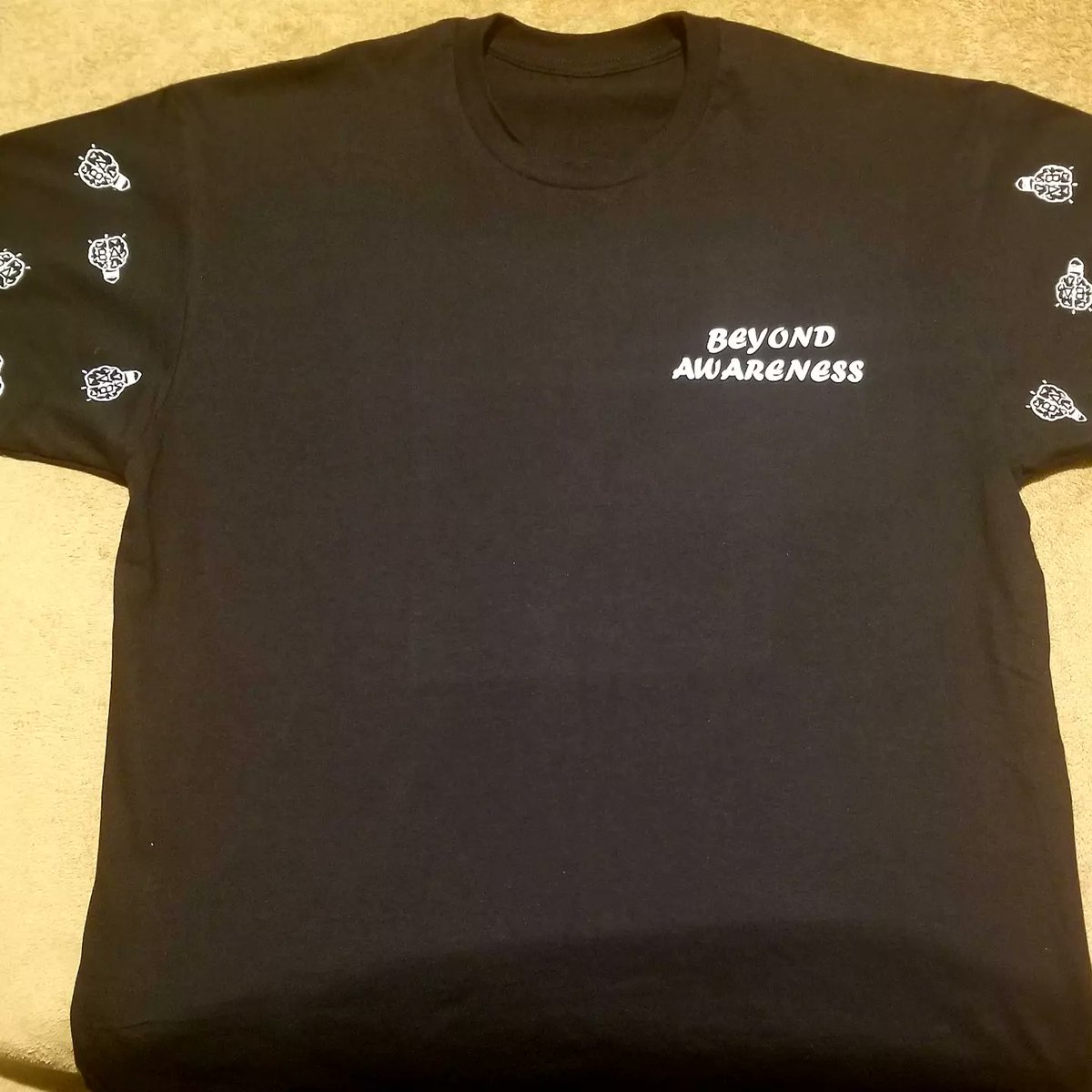 BeyondAwarenes2's tweet photo. ***New shirts****🔥🔥🔥🔥from BeyondAwareness only 2 colors here, more to come.  You can customize the colors. #BeyondAwareness #helpinghamptonroadslocalcommunity #unitedwestand https://t.co/DtTPWheBWl