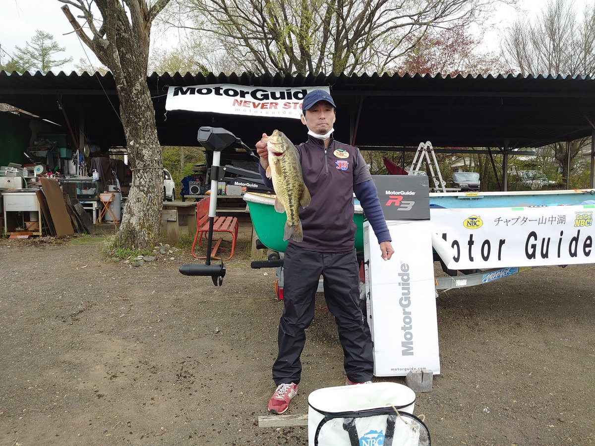 sprint296dc's tweet image. 優勝は3キロオーバー。2,500グラムオーバーのビッグフィッシュも登場。　#山中湖　#チャプター　#MotorGuide