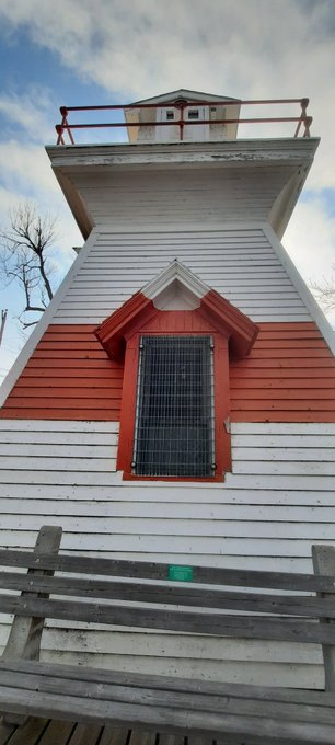 Cute lil' lighthouse near Wallace, NS 🛟  ft. my peach 🍑🤭  ps isnt the red road cool ?? . . . &bull; booty<a href="/tag/tittytuesday"class="tags"><span>#tittytuesday</span></a>