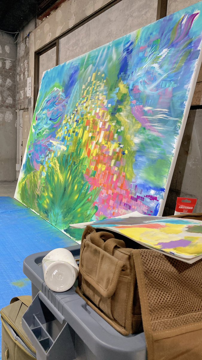 個展最終日です！

昨日ライブペイントをした作品もそのまま展示してるので
是非見てください✨

サイズ感でいうと
デザフェスのライブペイントのやつぐらいだよ😊