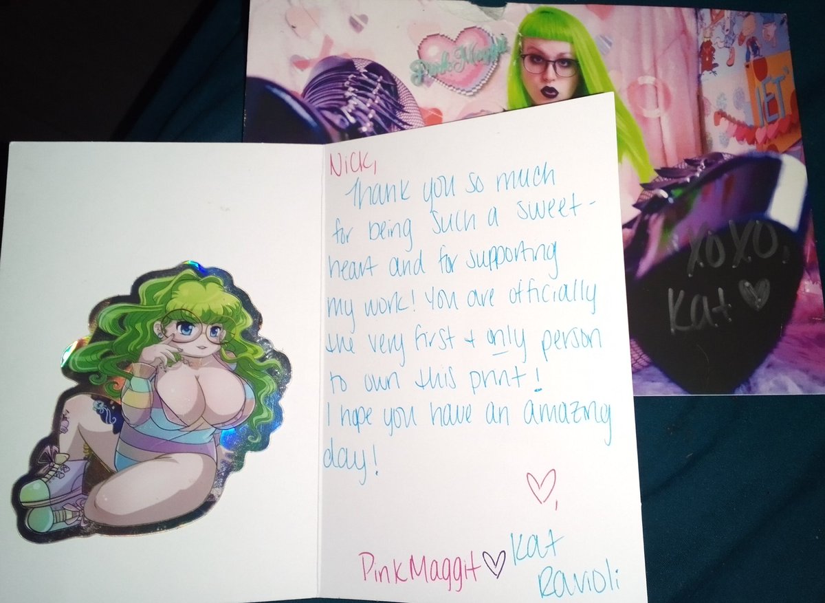 BHMJonNixx's tweet photo. 🔞 Welcum! ✌🏻💜💙❤️🖤
Default Photo is my personal cherished treasure from @RealLisaSparxx &amp; Header is my other cherished treasure from @PinkMaggitKat 
✌🏻❤️ ~JhonNixx420 https://t.co/xiAJrr10vC