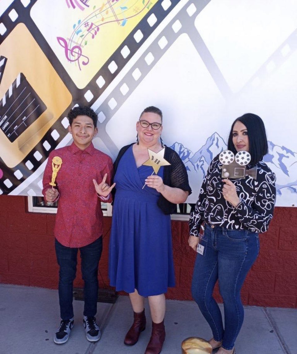 RossRebelDeafEd (@deaf_ed) on Twitter photo Congratulations to our Deaf Ed students who got 1st 🥇 place with their film. 🎉🤟🤩<a href="/deaf_ed/">RossRebelDeafEd</a> @RossRebelsEPISD @IvetteNunezV <a href="/SMarrufo1/">Sonia Marrufo</a> <a href="/eprdspd/">EPISD DHH & VI Services</a> <a href="/WandaLetice/">Wanda Johnson</a> @RossMiddle_PEL <a href="/rosscounselorp1/">rosscounselorpeeps</a> <a href="/Ross_Journalism/">Ross Journalism</a> <a href="/ELPASO_ISD/">El Paso ISD</a> <a href="/RomanHamidan/">Roman Hamidan</a> Congratulations to our Deaf Ed students who got 1st 🥇 place with their film. 🎉🤟🤩<a href="/deaf_ed/">RossRebelDeafEd</a> @RossRebelsEPISD @IvetteNunezV <a href="/SMarrufo1/">Sonia Marrufo</a> <a href="/eprdspd/">EPISD DHH & VI Services</a> <a href="/WandaLetice/">Wanda Johnson</a> @RossMiddle_PEL <a href="/rosscounselorp1/">rosscounselorpeeps</a> <a href="/Ross_Journalism/">Ross Journalism</a> <a href="/ELPASO_ISD/">El Paso ISD</a> <a href="/RomanHamidan/">Roman Hamidan</a>
