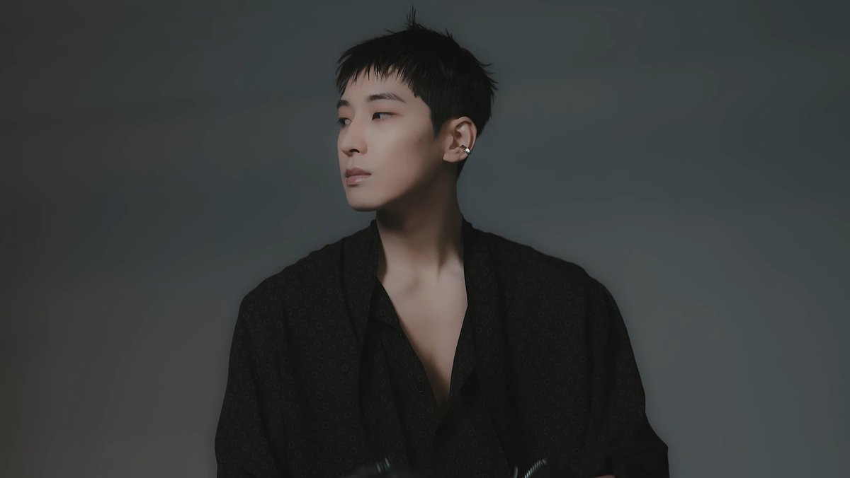 wonubliss's tweet photo. jeon wonwoo 🖤 https://t.co/CWY1HMiAkP
