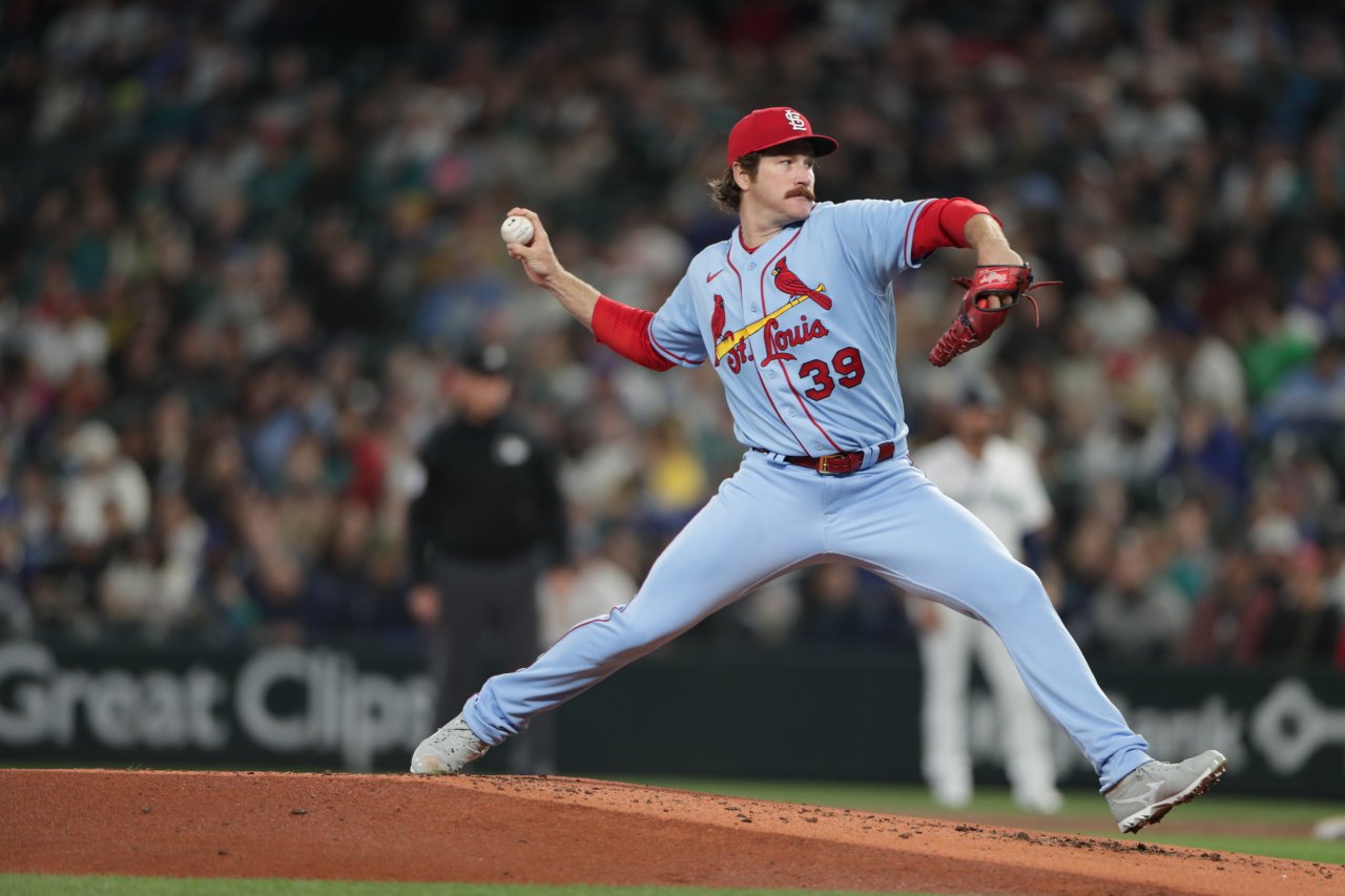 Cardinals at Mariners / Twitter