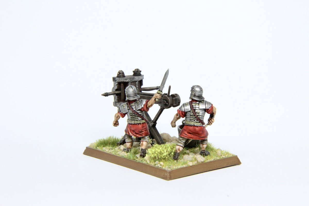 iwouldlike2rage's tweet photo. Finished a resin printed scorpion with 2 @AtVictrix early imperial romans, got the arm with the arrow from an auxiliary archers sprue.
#spreadthelard #infamyinfamy #wargaming https://t.co/KvxoHqzJB1