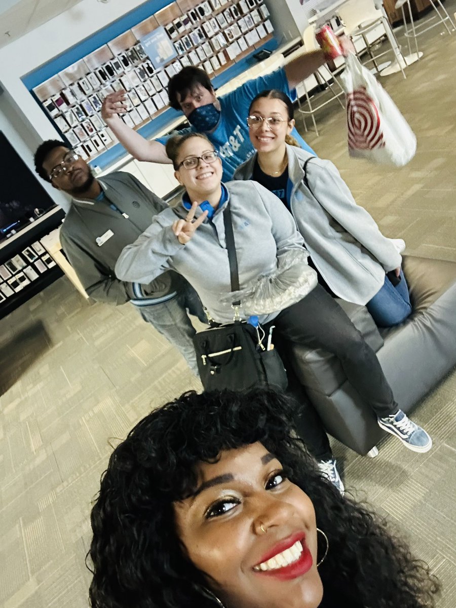 Cherica Jefferies (@chericaj93) on Twitter photo I’m so proud of this team! They had the opportunity of switching multiple families over to AT&T’s best reliable network, along with Fiber and DTV!
<a href="/njsmith704/">Nathan Smith</a> <a href="/HartThierry/">Thierry Hart</a> <a href="/Julio_Cintron14/">Julio Cintron</a> @VinceLeaks I’m so proud of this team! They had the opportunity of switching multiple families over to AT&T’s best reliable network, along with Fiber and DTV!
<a href="/njsmith704/">Nathan Smith</a> <a href="/HartThierry/">Thierry Hart</a> <a href="/Julio_Cintron14/">Julio Cintron</a> @VinceLeaks