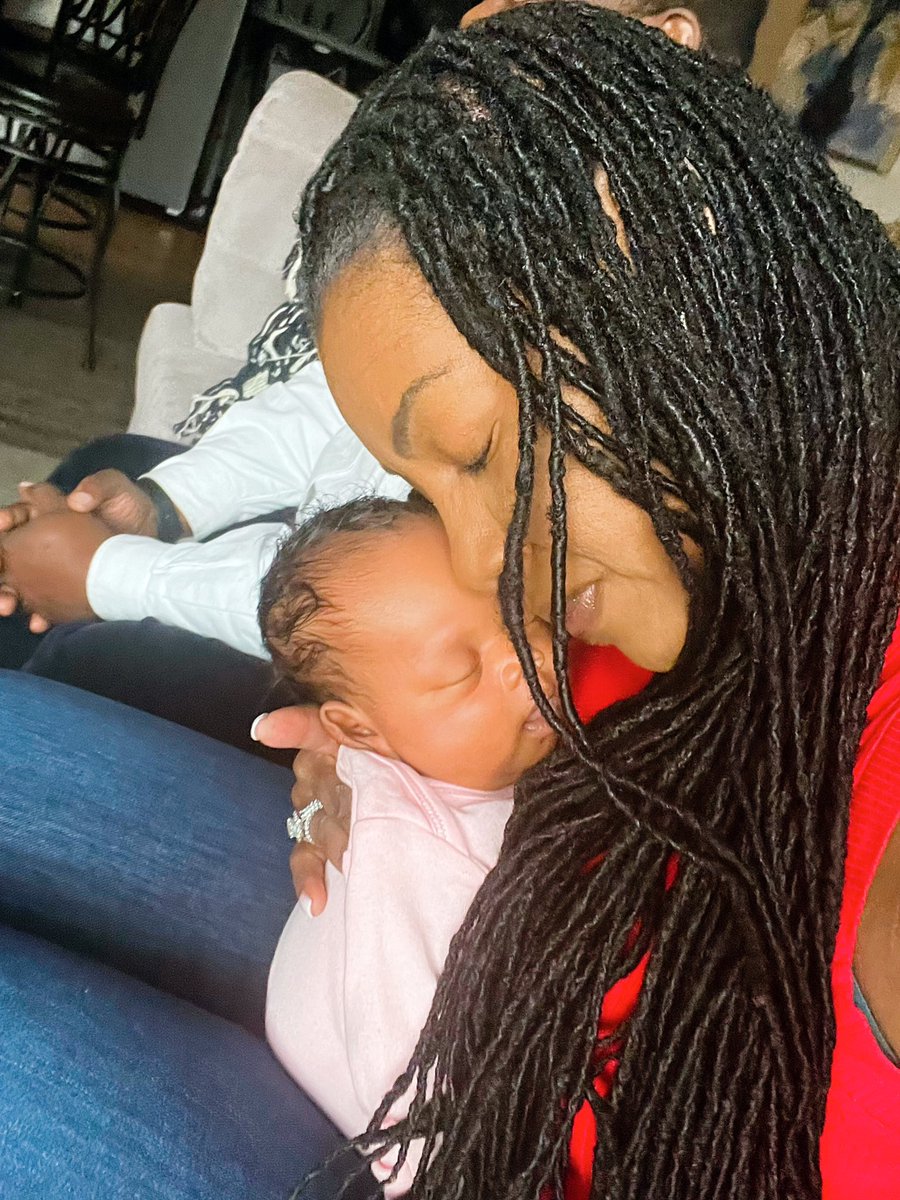 DrRenaDouse's tweet photo. My amazing husband and I spent quality time with our children, Douse's 2.0, and our adorable granddaughter who brought a whole new level of happiness to our lives. Being a grandparent is truly an indescribable feeling - it's as if our hearts have doubled in size!👵👴💕 https://t.co/iuYwz6Ifuh