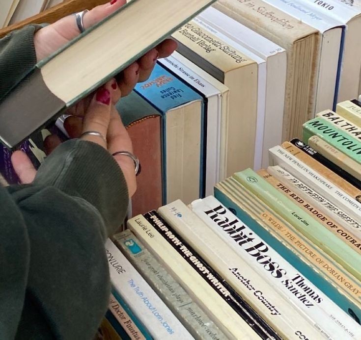 httpskiss's tweet photo. — Crea tu libro según tu... https://t.co/tddCQ8THlc