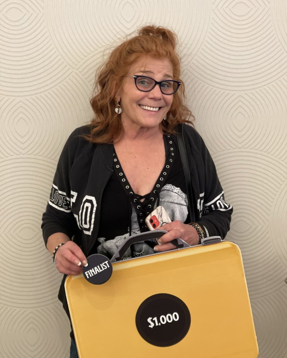 HorseshoeLC's tweet photo. Congratulations to this week's Lucky Weekly Grand Finale winners in our Suitcase Man Drawing! #LegendaryWeekends #HorseshoeLC
Must be 21+. Know When To Stop Before You Start®. Gambling Problem? Call: 1-877-770-STOP https://t.co/m0wvXH6PJo