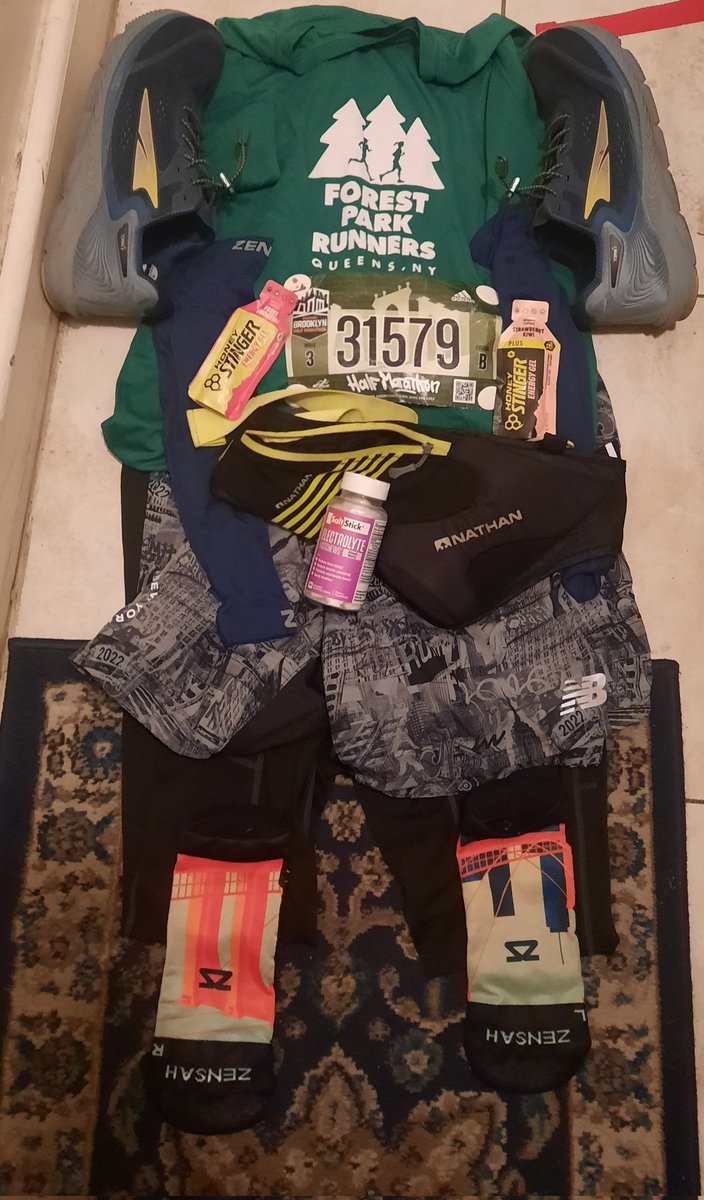 bushwickrunner's tweet photo. Looks like I'm ready for tomorrow. @BK_HalfMarathon #nycrunsbrooklynhalfmarathon #runchat #runningcommunity #zensahambassador #withoutlimitz https://t.co/i558lDKevH