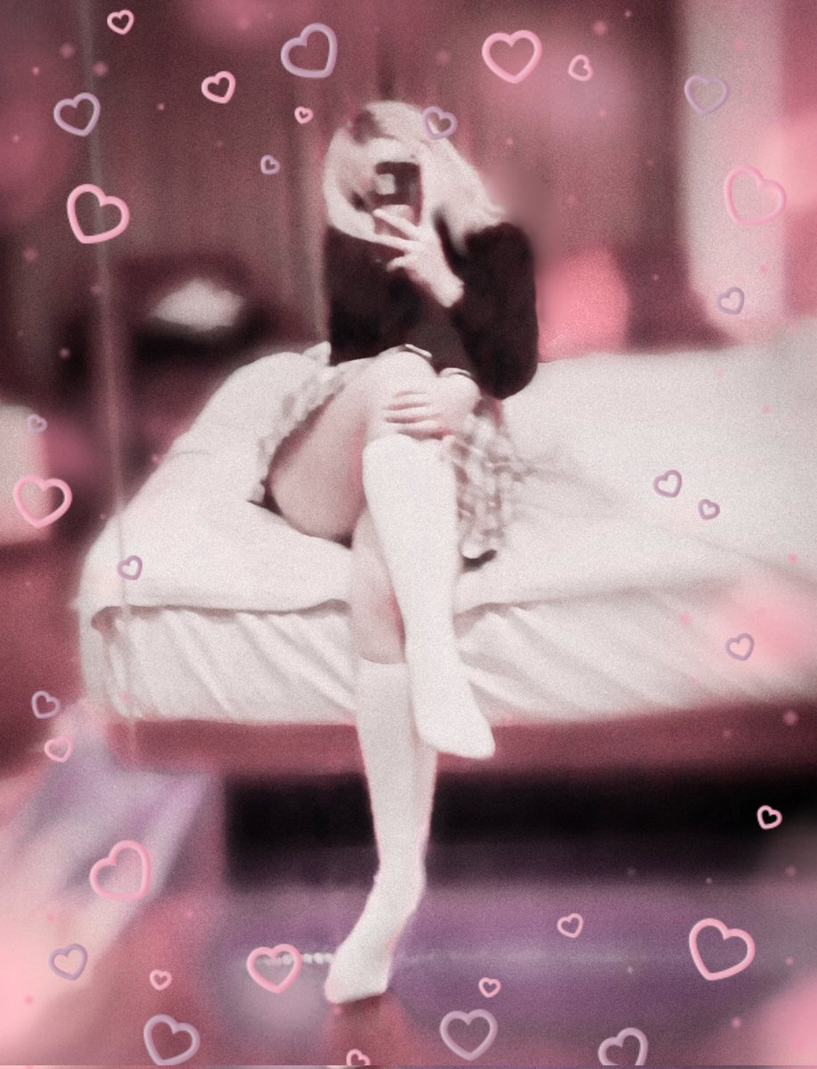 minminvall's tweet photo. ೀ  new #nsfw twt  + busco mutuals.

🐚 Minnie ¦ she/ella
🐚 20's (bloq menores, maps, etc.)
🐚 sub / bisexual (+ chicas)   
🐚 soft &amp; trauma kinks ⚠️
🐚 Kpoper (gg, bts, skz)
🐚 DM - sexting, zings, vids/fotos.

< seamos mutuals 3

↺ + ♡ 4 #follow

#nsfwtwt #kpoptwt https://t.co/62fYnBxJ2b