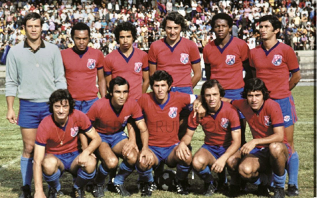 Versalles1961's tweet photo. Hasta siempre “el nene” #Sarnari🖤. En el #fútbol y en la gastronomía argentina en Colombia siempre habrá un lugar de honor para un gran señor! @dimoficialcom @santafe_oficial @riverplate @cahuracan #restauranteestanciachica https://t.co/yRUnvljgcx