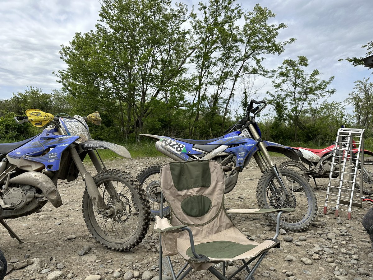 新入生部活体験会！
1人沼で転んで落ち込んでます笑