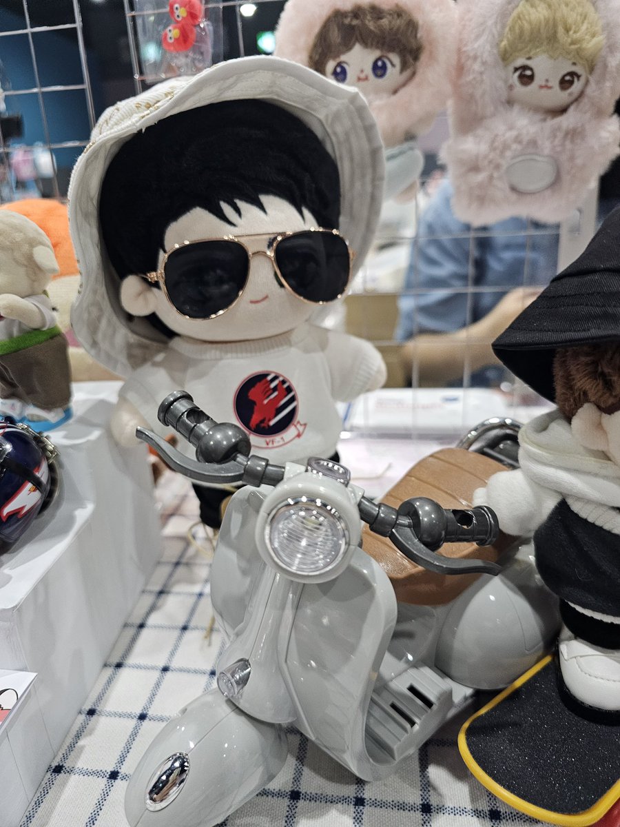 매브돌의 깜찍한 나들이!
솜프리에서 만날 수 있어요! ✈️