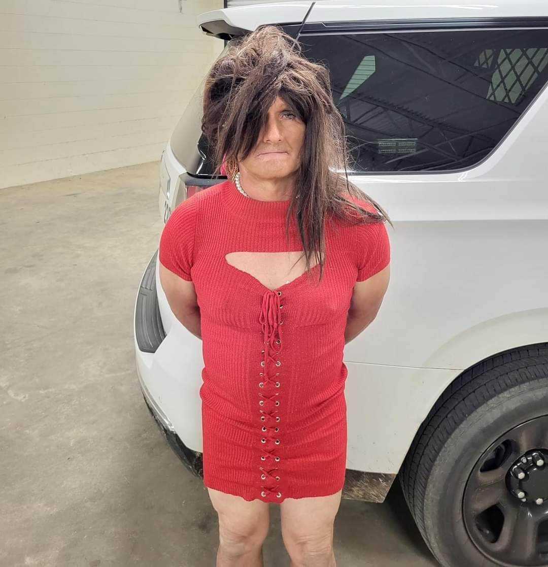 PaleRider_505's tweet photo. 😂😂😂😂
Charlie Dowling was arrested and is being charged with Possession of Methamphetamine and Possession of Drug Paraphernalia.
#FloridaScanner https://t.co/cT1dVeYWfs