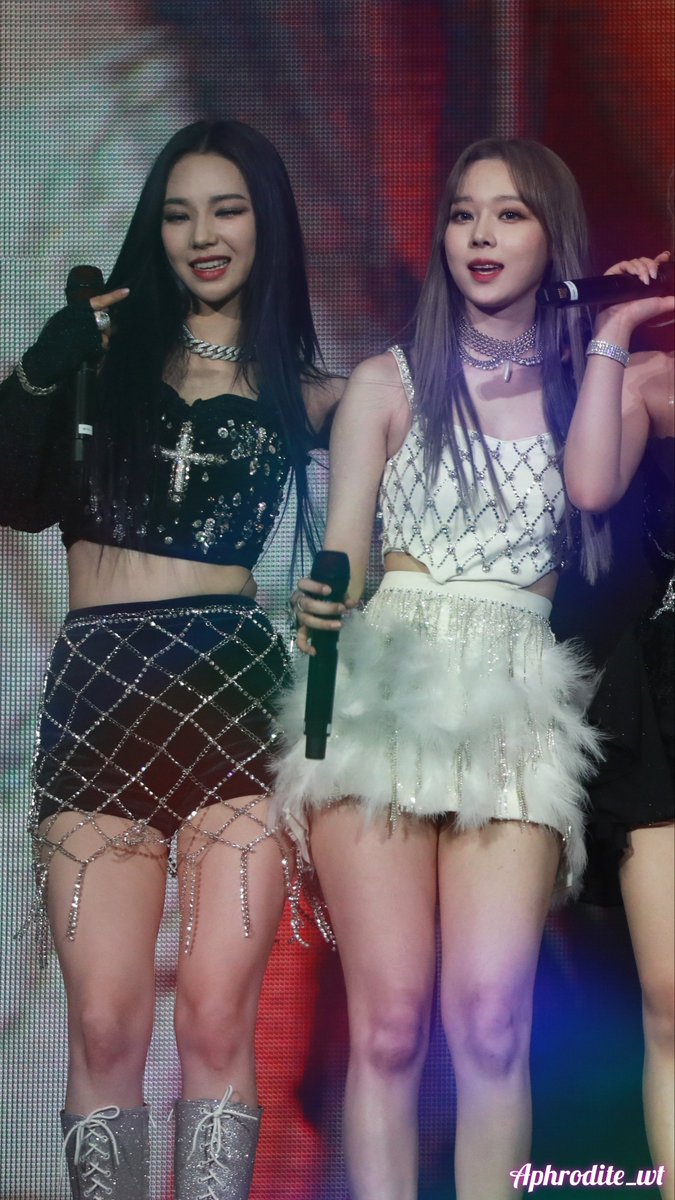 Aphrodite_wt's tweet photo. 220423 코첼라에�� 공연한지 벌써 1년이나 지났네 😙 #aespa #에스파 #WINTER #윈터 #KARINA #카리나 https://t.co/uR9zdy4QVq