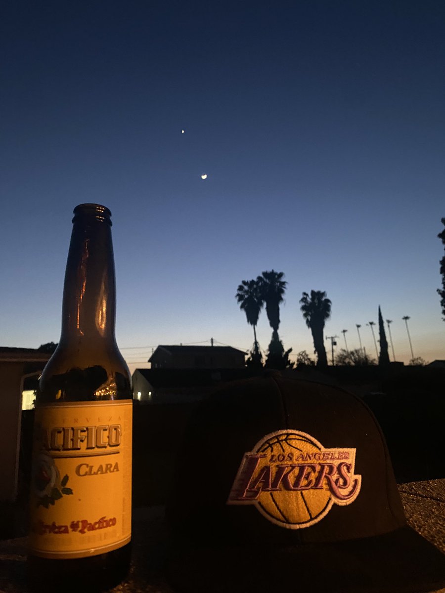 gonzo7626's tweet photo. #LAsunsets Salud ๐๐ป https://t.co/1JMVtO0eFd