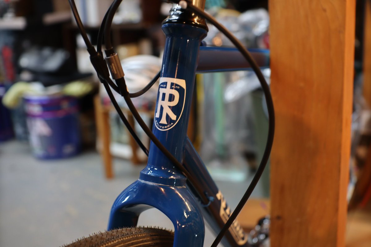 and_bicycle's tweet image. 組み上げ完了。 #ritcheylogic Outback。今回は私が乗る1台。
#andbicycle #andbicyclecc #andbicycleworks 
今日は開店11周年を迎え12年目に入ります。
皆様のお陰で今があります。
これからも宜しくお願いします。