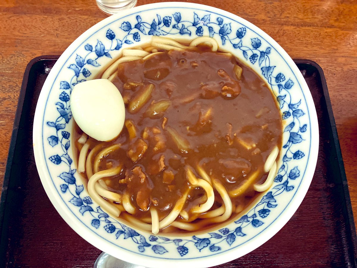 ama2ne5's tweet photo. カレーうどん大盛りゆで卵 https://t.co/MN3D4qzhYj
