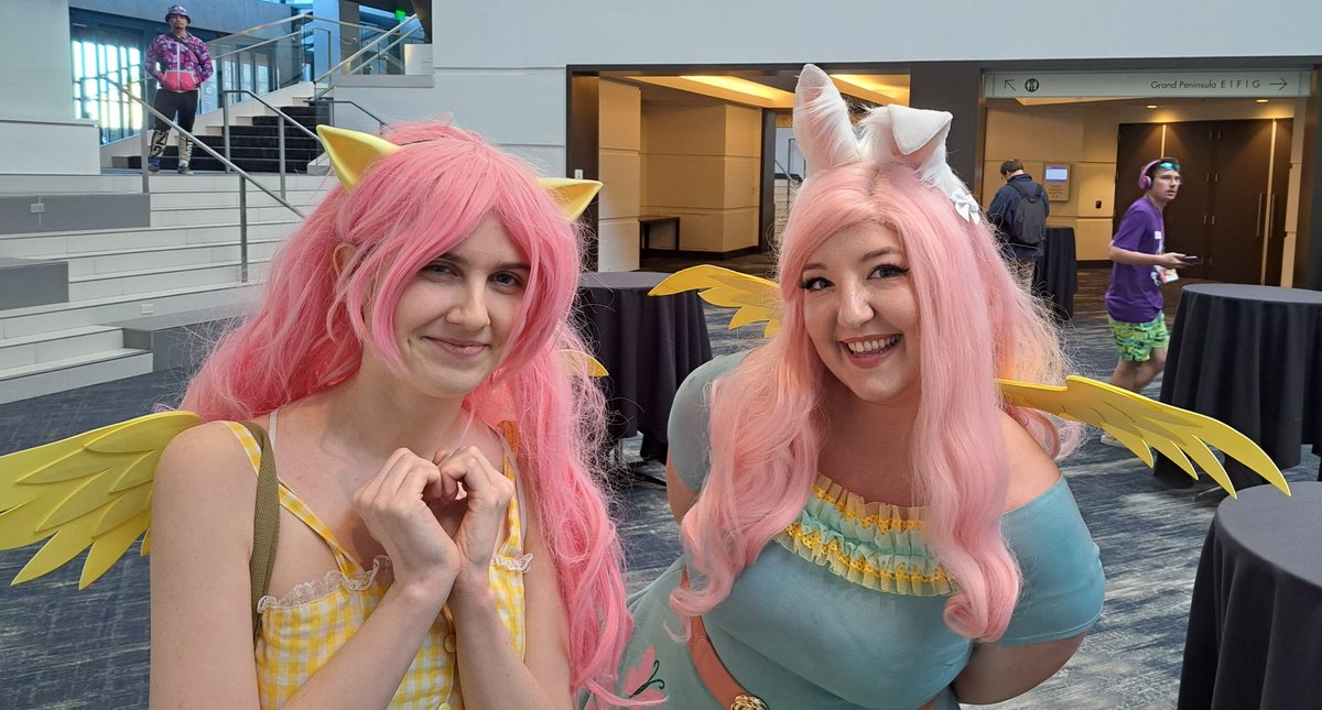 DarkCosplayVA's tweet photo. Double Fluttershys with @/Step2Kissy 🦋 https://t.co/MRGTd7dVXV