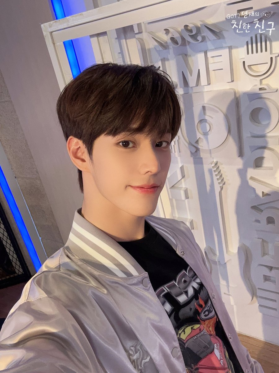 🦦친친 아친소🦦

존재만으로 선물같은 새싹돌🌱
열 명 매력 꽉꽉 채운 #싸이커스 셀카 도착이요🤳

<a href="/xikers_official/">xikers(싸이커스)</a>

#MBC #RADIO #GOT7영재의친한친구
#GOT7 #영재 
#싸이커스 #xikers