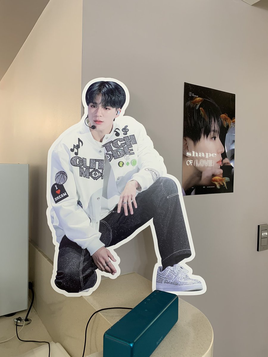 나노 tweet media