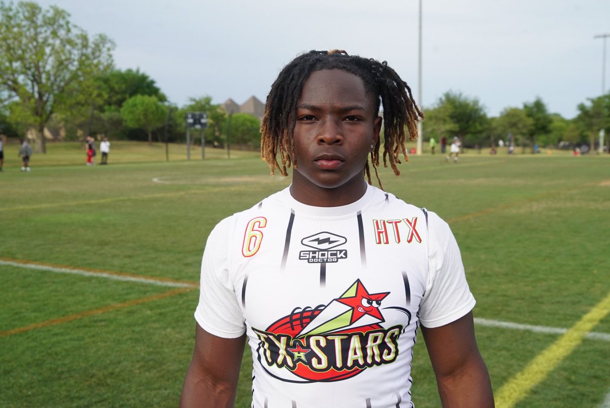 jackson_dip's tweet photo. Class of 2025 Chapel Hill (TX) ATH Jabo Cook is a player that really caught my eye today at @herofball.

Cook runs clean routes for a RB and has great hands. Good speed and also looked good playing DB today. Definitely an intriguing prospect to keep an eye on. #txhsfb https://t.co/qMecpl1QcU