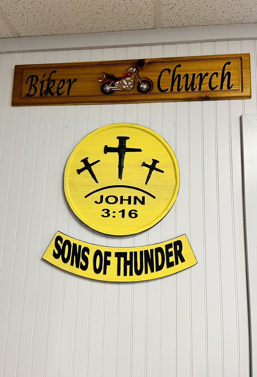 DeniseHHahn's tweet image. Happy I got the chance to donate blood today. I’ve never been to the #BikerChurch in Manvel &amp;amp; I met some really great people.🏍️ #CommitForLife 🩸🅱️➕