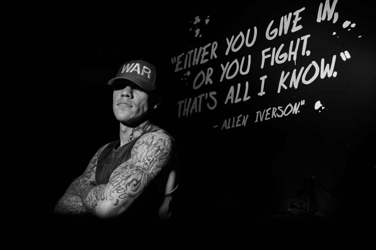 darrylcobb's tweet photo. Hell of a Career @kinggabrosado! Thank you for the wars!
#PhotoByDC #Boxing #Philly #Fighter #Athlete #Boxeo #Warrior https://t.co/6HiWtZ29E6