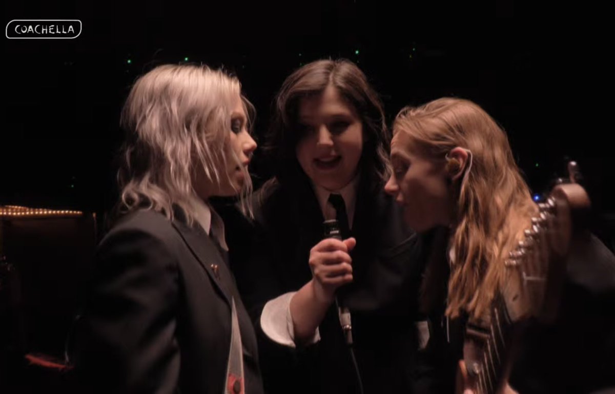 boygenius updates 🦷 on Twitter "first look at boygenius performing at