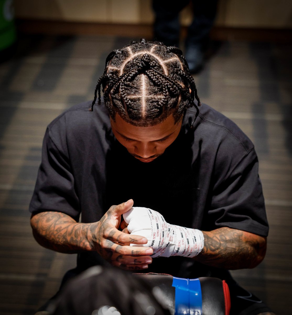 ats_fight's tweet photo. The fight the boxing world has waited for is LIVE now.

#DavisGarcia: https://t.co/Twx4h4fOCO https://t.co/doHbYjWF6x