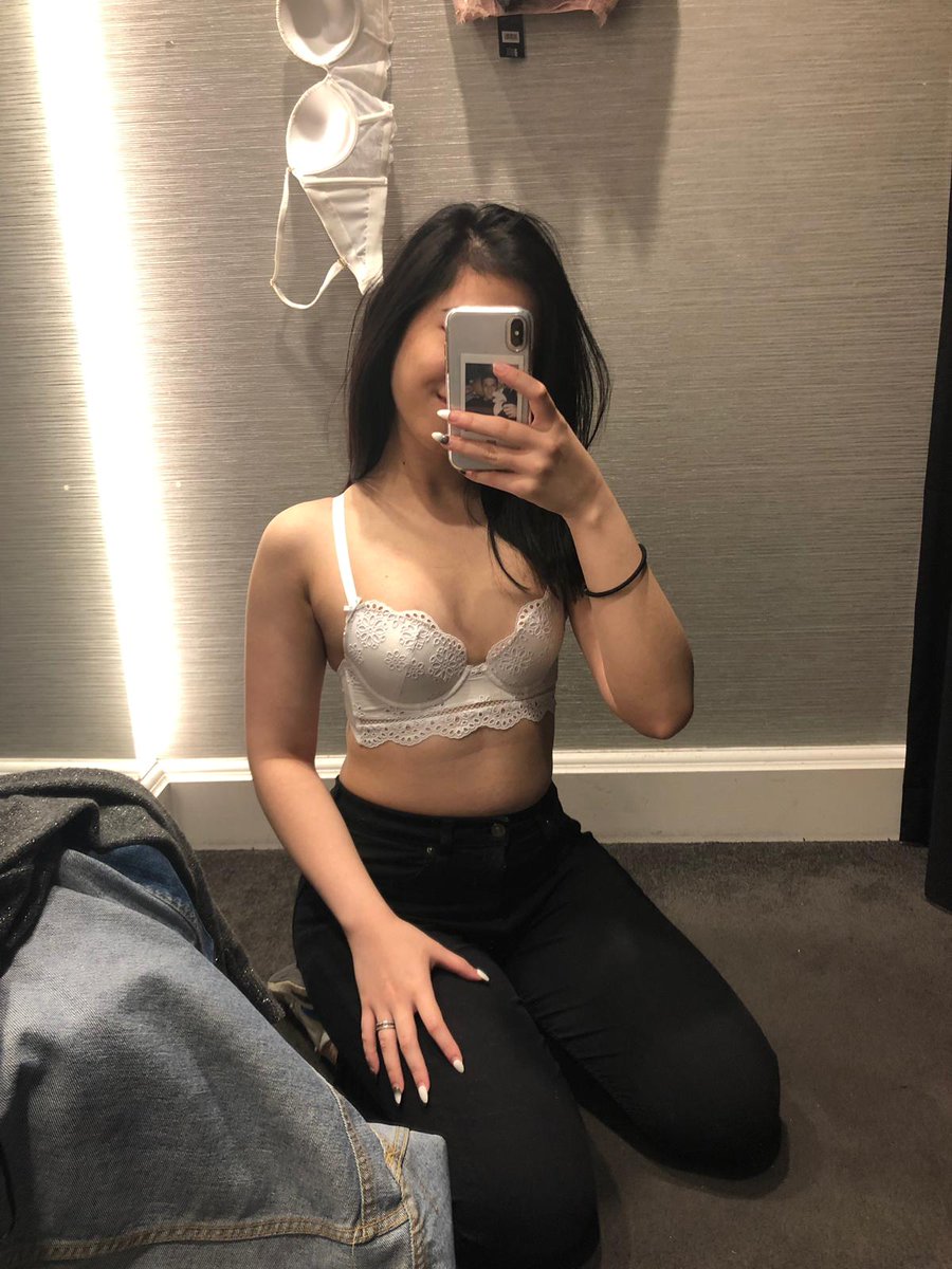 CamilleAlte's tweet photo. pagi semuanya,yuk yang cs ama aku tinggal follow dan dm aja https://t.co/GRgxFe9wTE