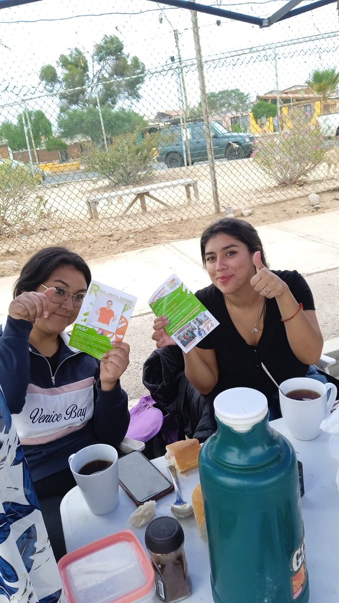 raularayaz's tweet photo. Hoy tuvimos una extensa jornada con despliegue territorial en Caldera, Tierra Amarilla y la comuna de Alto del Carmen, donde visitamos su hermoso valle en el histórico y tradicional poblado de El Tránsito, en compañia de nuestro Diputado Cristián Tapia. ✨ https://t.co/dUDh0uYvLl