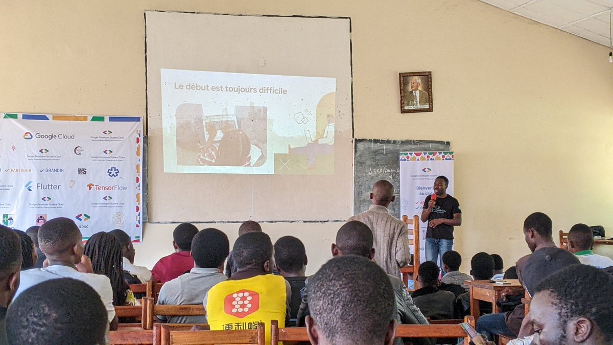 BahigaTacite's tweet image. C'était un réel plaisir de participer et partager le peu de connaissances que l'on a avec la grande communauté @GdscIspBkv 💪🏾.
Community first 🥇 @Geektutor #gdsc #solutionChallenge #tech #coding