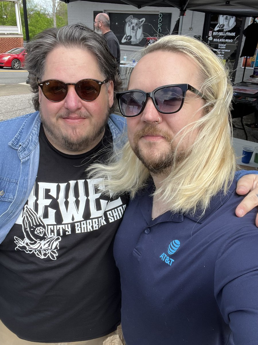 DanielRay3896's tweet photo. Hit the streets of downtime Barboursville to get the word out about our new trade in promotion! What better place than the Orbit’s Record Store block party!? @404girl @DaleB1 @SharonakaE #MASBestDeals #MASMakeitMatter #DawgPound #GoalMiners #HMall https://t.co/Cjd5zXKPPm