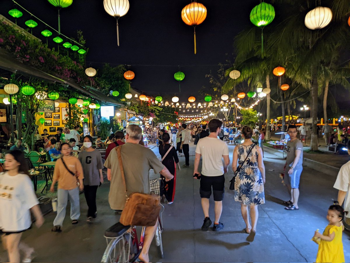 Hoi An, Vietnam has pedestrianized its entire city centre.

As expected, it's deserted. 

With no way to get there, not a senior or child in sight.

Unable to receive deliveries, shops and restaurants have nothing to sell.

Very unsafe, especially at night.