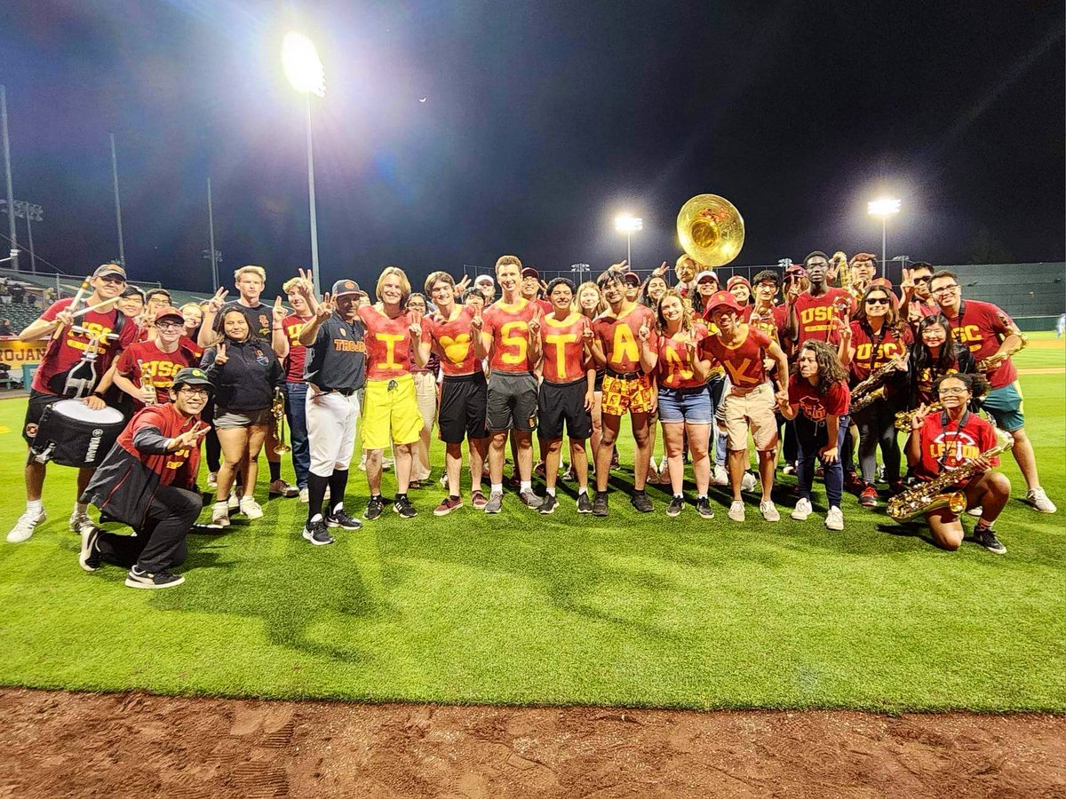 USCTMB's tweet photo. We ❤️ Stank!

@USC_Baseball beats the Bruins! https://t.co/SinBKj3Okt
