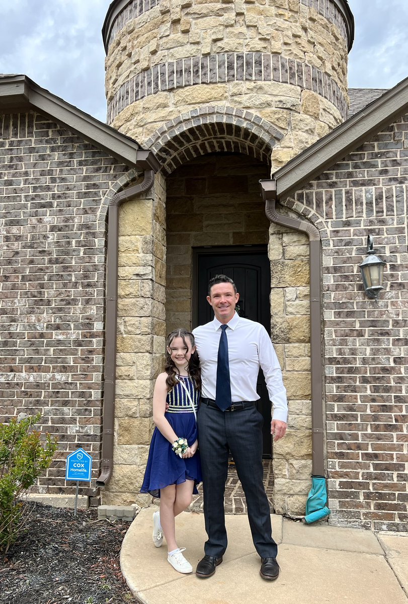 RobGMartinVI's tweet photo. Special thanks to Studio J for the Daddy Daughter dance &amp; for Mabrey providing all the dance moves!  Either way a special day &amp; many laughs were had!  #blessed https://t.co/yQwyqix7o7