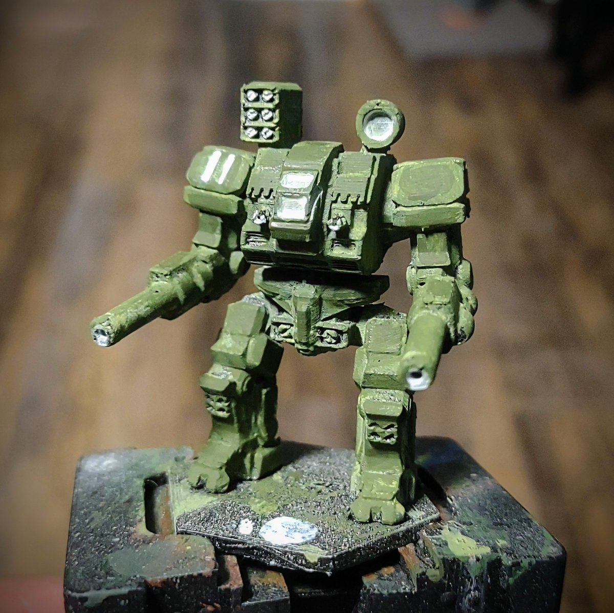 THaisplets's tweet photo. After several months, I'm getting back at it... WIP...
@Ellie_Valkyrie #battletech #battletechgame #mechwarrior #miniaturepainting #boardgame #tabletopgaming #miniatures #wargames #miniaturephotography #battletechminiatures #battlemech #innersphere #3025battletech https://t.co/FlSr3imD1W