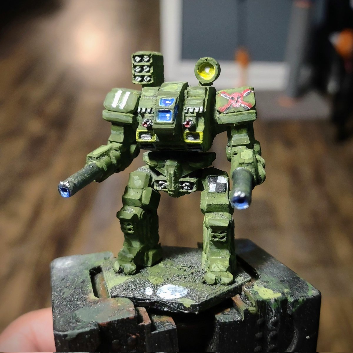 THaisplets's tweet photo. After several months, I'm getting back at it... WIP...
@Ellie_Valkyrie #battletech #battletechgame #mechwarrior #miniaturepainting #boardgame #tabletopgaming #miniatures #wargames #miniaturephotography #battletechminiatures #battlemech #innersphere #3025battletech https://t.co/FlSr3imD1W